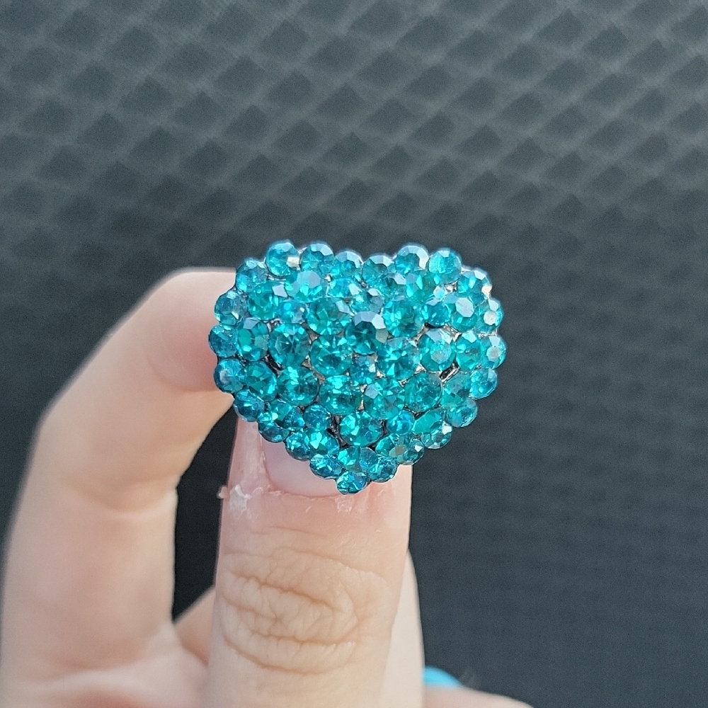 Elegant Blue Crystal Metal Heart Brooch